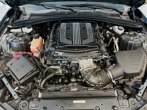 Used 2018 Chevrolet Camaro ZL1 image 30