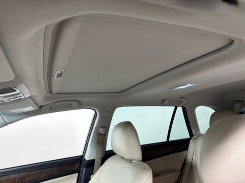 Used 2018 Subaru Outback 3.6R Limited AWD/4WD image 10
