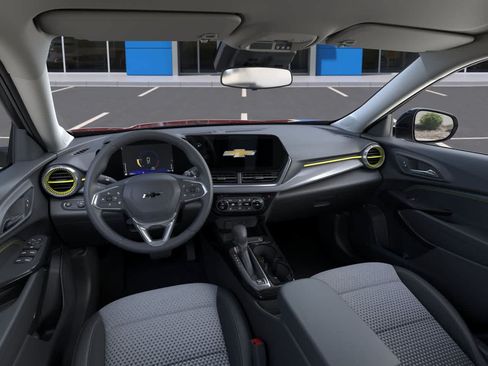New 2026 Chevrolet Trax LT w/ Midnight Edition FWD image 15