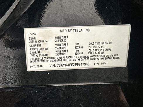 Used 2023 Tesla Model Y Long Range AWD/4WD image 12