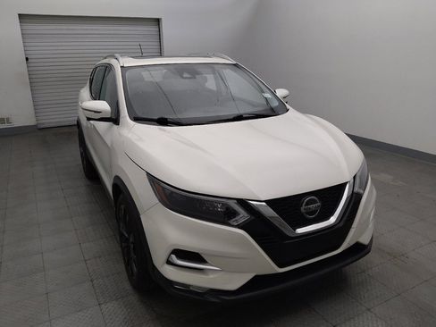 Used 2022 Nissan Rogue Sport SL w/ Premium Package FWD image 14