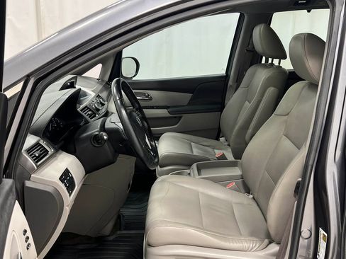Used 2016 Honda Odyssey Touring image 12