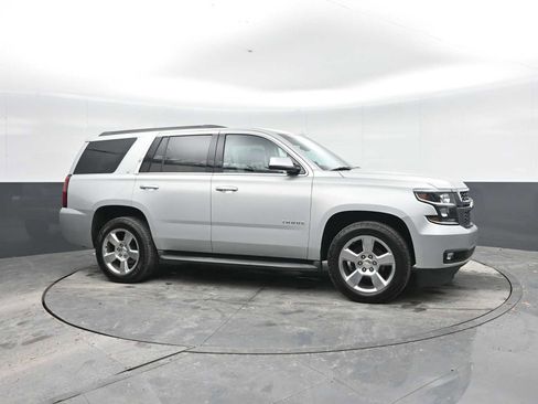 Used 2016 Chevrolet Tahoe LT w/ Luxury Package image 7
