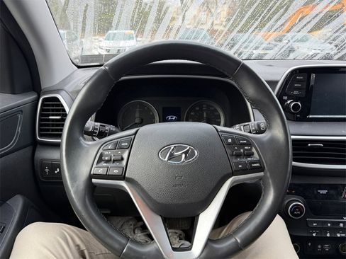 Used 2021 Hyundai Tucson Limited image 15