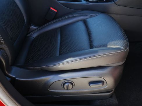 Used 2023 Buick Encore GX Essence w/ Experience Buick Package image 18