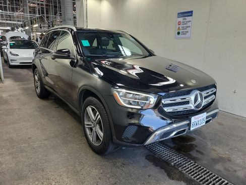 Used 2020 Mercedes-Benz GLC 300 4MATIC image 1