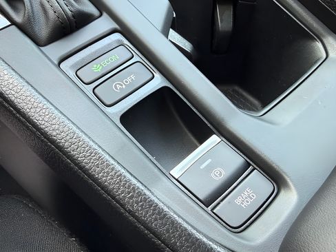 Certified 2023 Honda Accord LX image 28