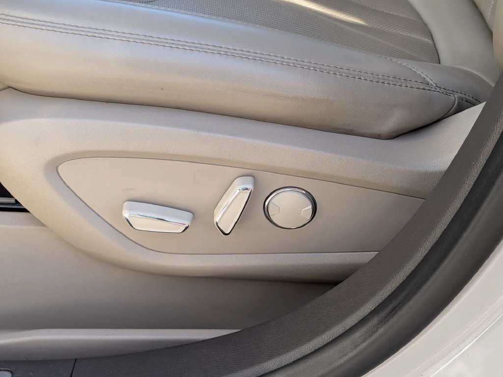 Used 2022 Lincoln Nautilus Reserve AWD/4WD image 17