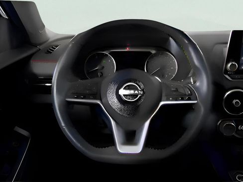Used 2024 Nissan Sentra SR w/ SR Premium Package FWD image 14
