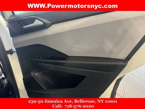 Used 2023 Volkswagen Taos SE FWD image 22