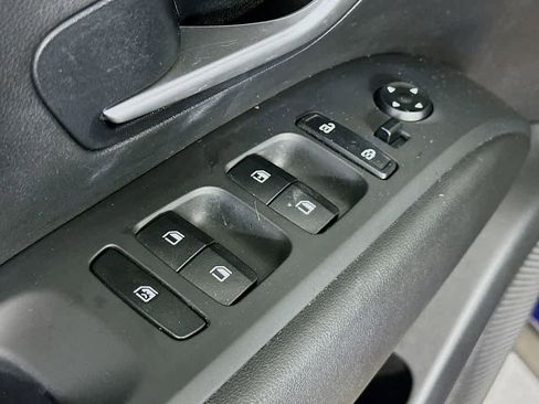 Used 2023 Hyundai Tucson SE image 27