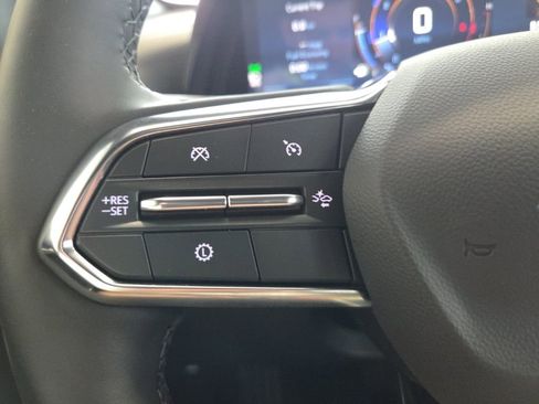 Used 2026 Chevrolet Equinox LT w/ Convenience Package II image 32