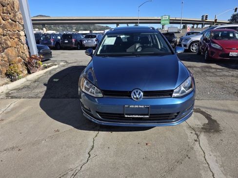 Used 2015 Volkswagen Golf SEL image 3