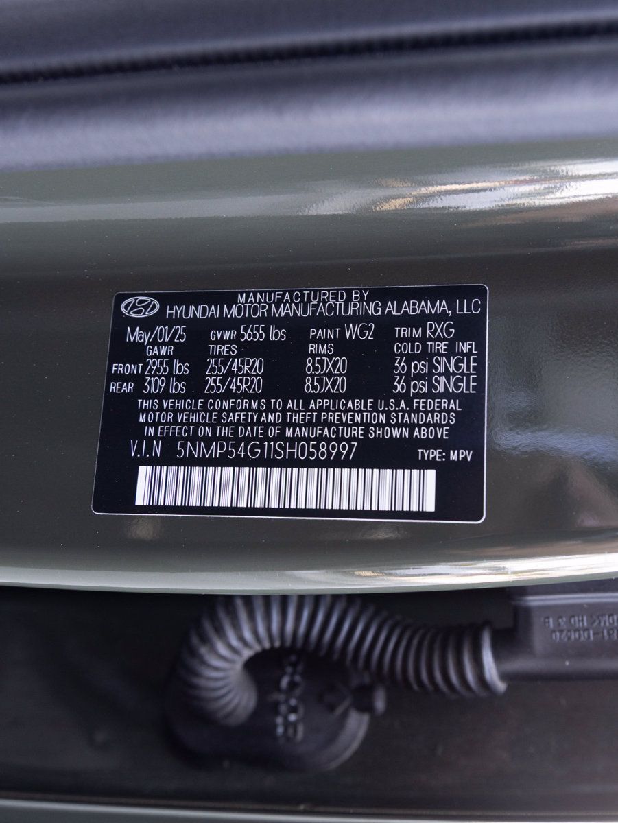 Used 2025 Hyundai Santa Fe Calligraphy FWD image 36