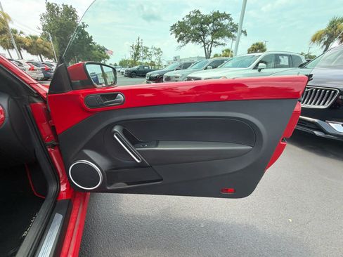 Used 2012 Volkswagen Beetle 2.5 FWD image 18