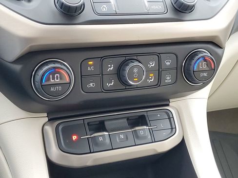 Used 2023 GMC Acadia Denali w/ Trailering Package image 16