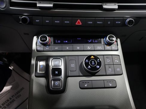 Used 2025 Hyundai Palisade SEL image 28