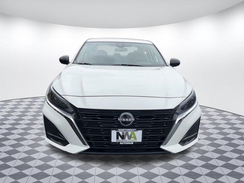 Used 2025 Nissan Altima 2.5 SV image 5