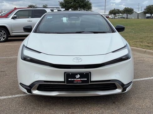 New 2026 Toyota Prius Plug-In Hybrid image 3