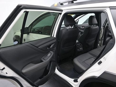 Used 2022 Subaru Outback Wilderness AWD/4WD image 13