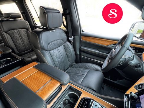 Used 2024 Jeep Grand Wagoneer Series III AWD/4WD image 14