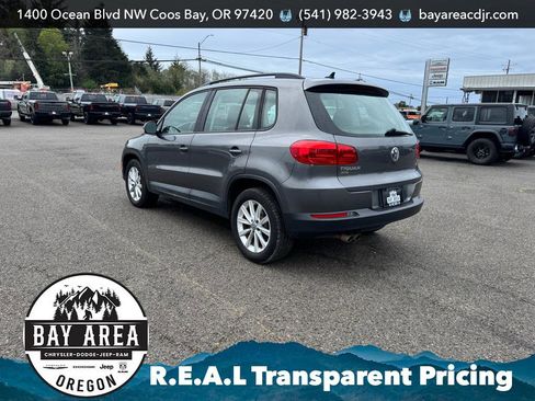 Used 2017 Volkswagen Tiguan Limited w/ Premium Package image 7