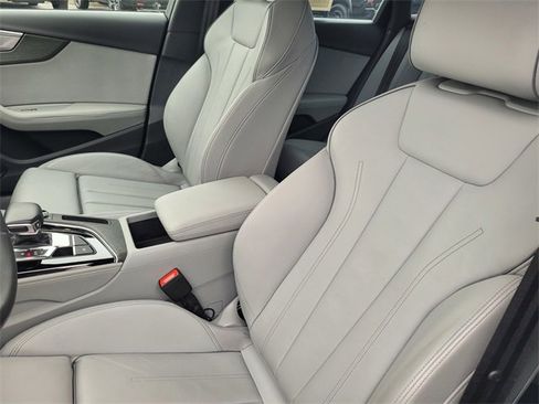 Used 2022 Audi A4 2.0T Premium Plus image 13