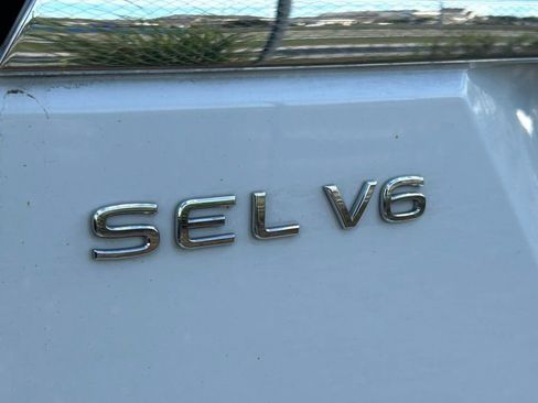 Used 2022 Volkswagen Atlas SEL Premium image 13