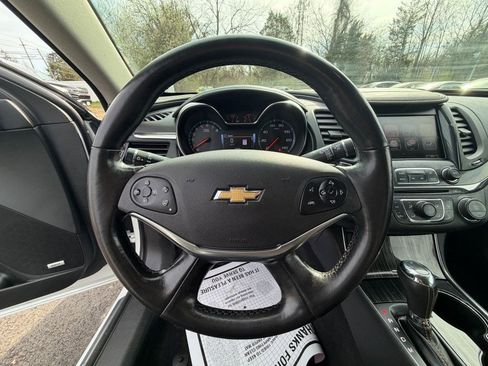 Used 2017 Chevrolet Impala Premier w/ Enhanced Convenience Package image 15