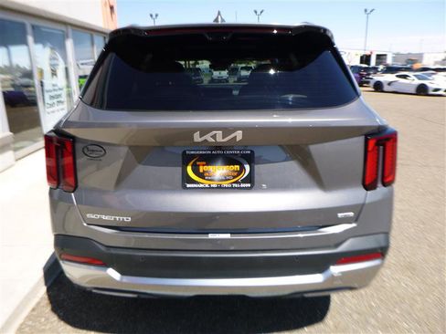 Used 2025 Kia Sorento SX Prestige AWD/4WD image 24
