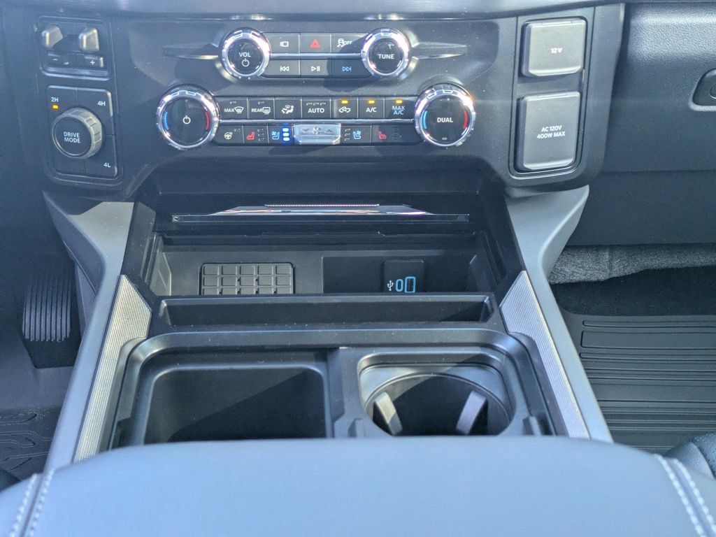 New 2026 Ford F350 Lariat AWD/4WD image 21