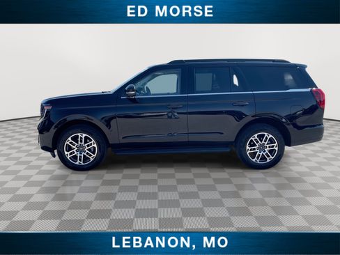 Certified 2025 Ford Expedition Active AWD/4WD image 5