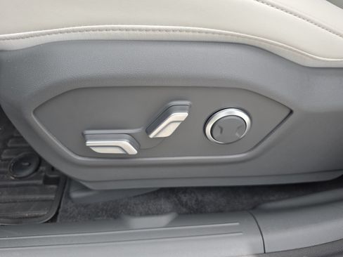 New 2026 Hyundai Santa Fe SEL FWD image 25