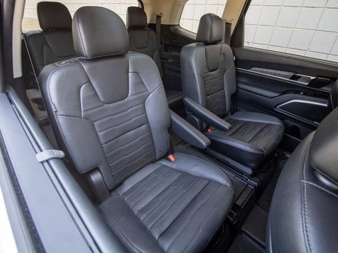 Used 2023 Kia Telluride SX Prestige AWD/4WD image 23