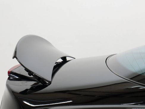 Used 2006 Mercedes-Benz SLR image 17