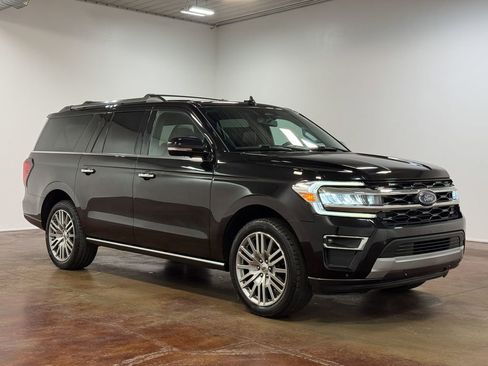 Used 2024 Ford Expedition Max Limited AWD/4WD image 22