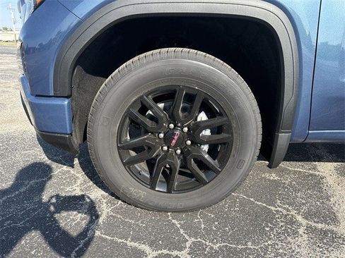 New 2026 GMC Sierra 1500 Elevation image 10