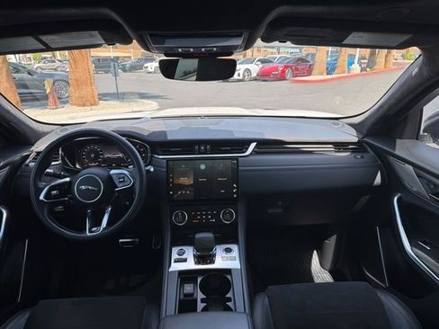 Used 2022 Jaguar F-PACE SVR AWD/4WD image 11