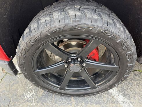 Used 2018 Chevrolet Silverado 1500 Custom w/ Custom Value Package image 17