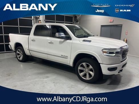 Used 2022 RAM 1500 Limited image 1