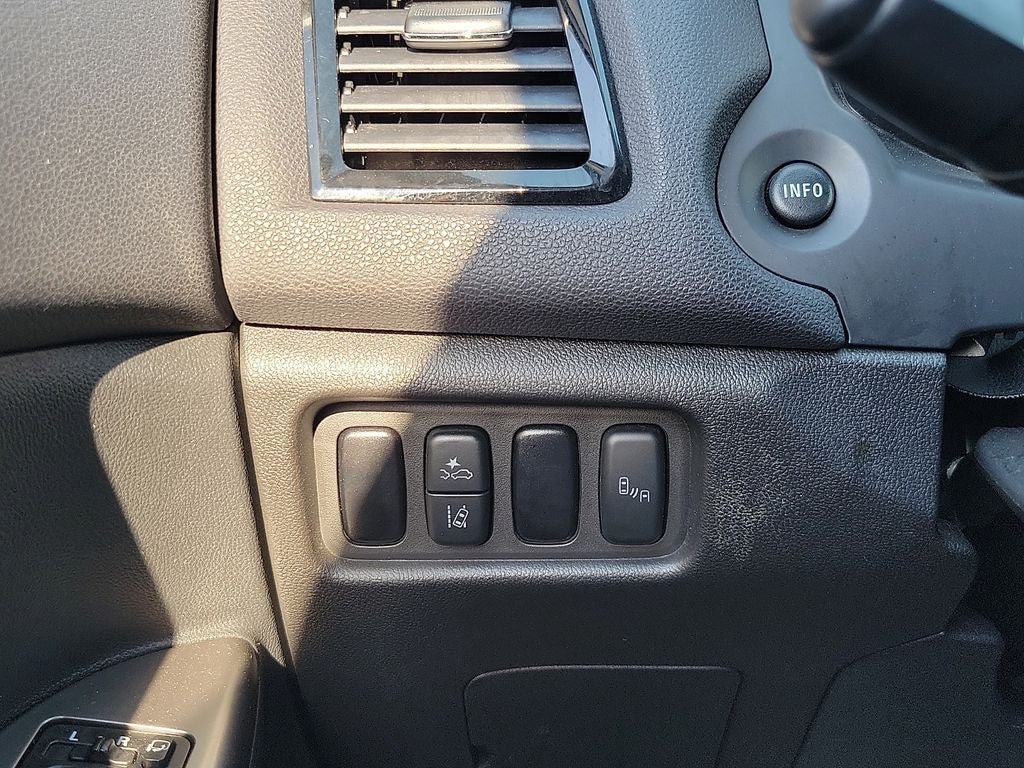 Used 2024 Mitsubishi Outlander Sport SE AWD/4WD image 14