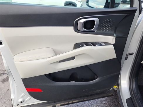 New 2025 Kia Sorento EX w/ EX Panoramic Sunroof Package image 11