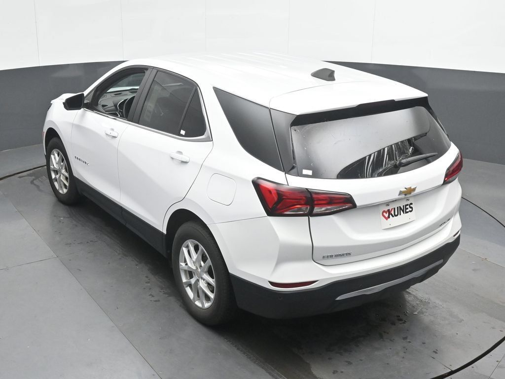 Used 2024 Chevrolet Equinox LT AWD/4WD image 37
