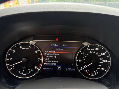 Used 2025 Nissan Altima 2.5 SV FWD image 35