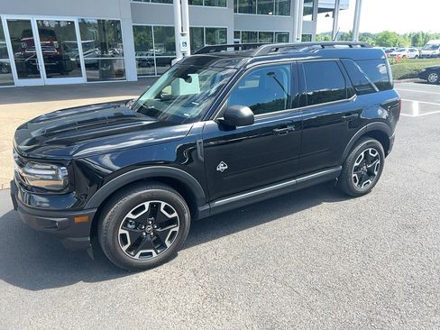 Used 2023 Ford Bronco Sport Outer Banks w/ Tech Package AWD/4WD image 18