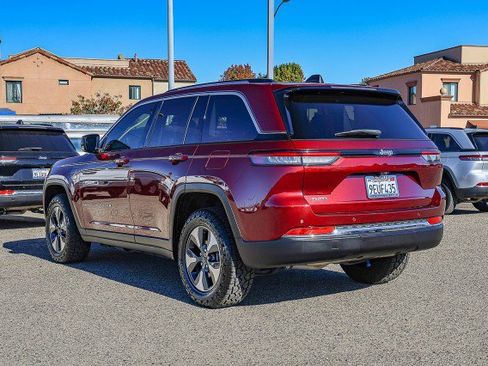 Used 2022 Jeep Grand Cherokee Limited 4xe image 6
