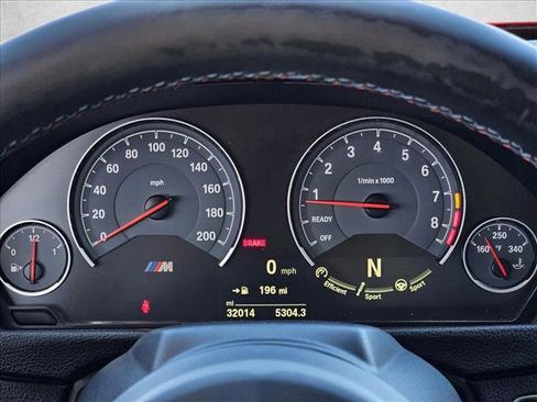 Used 2020 BMW M4 Convertible w/ Competition Package image 11