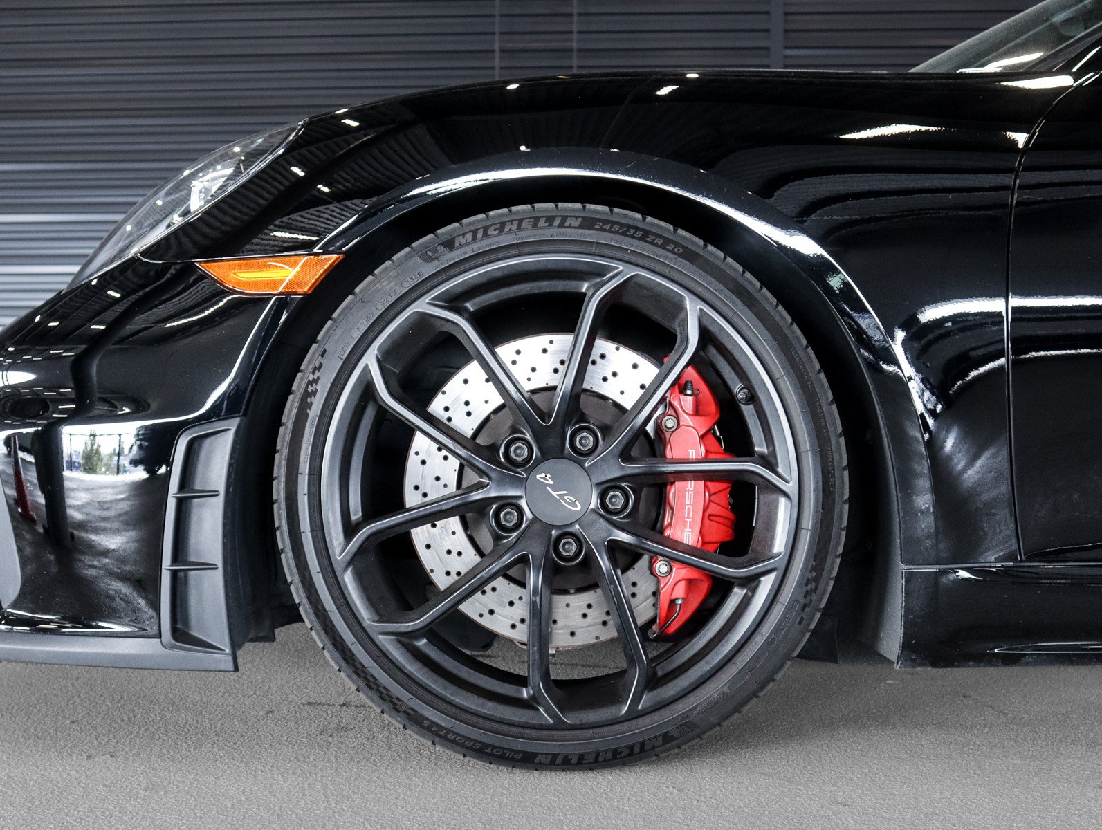 Used 2021 Porsche 718 Cayman GT4 RWD image 12