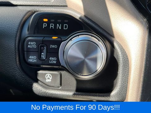Used 2022 RAM 1500 Laramie AWD/4WD image 19