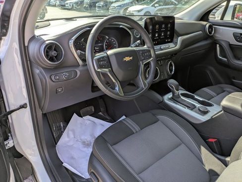 Used 2025 Chevrolet Blazer LT image 14